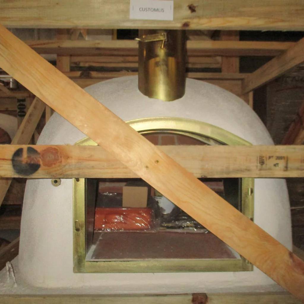 Lisboa Custom Builders Pizza Oven