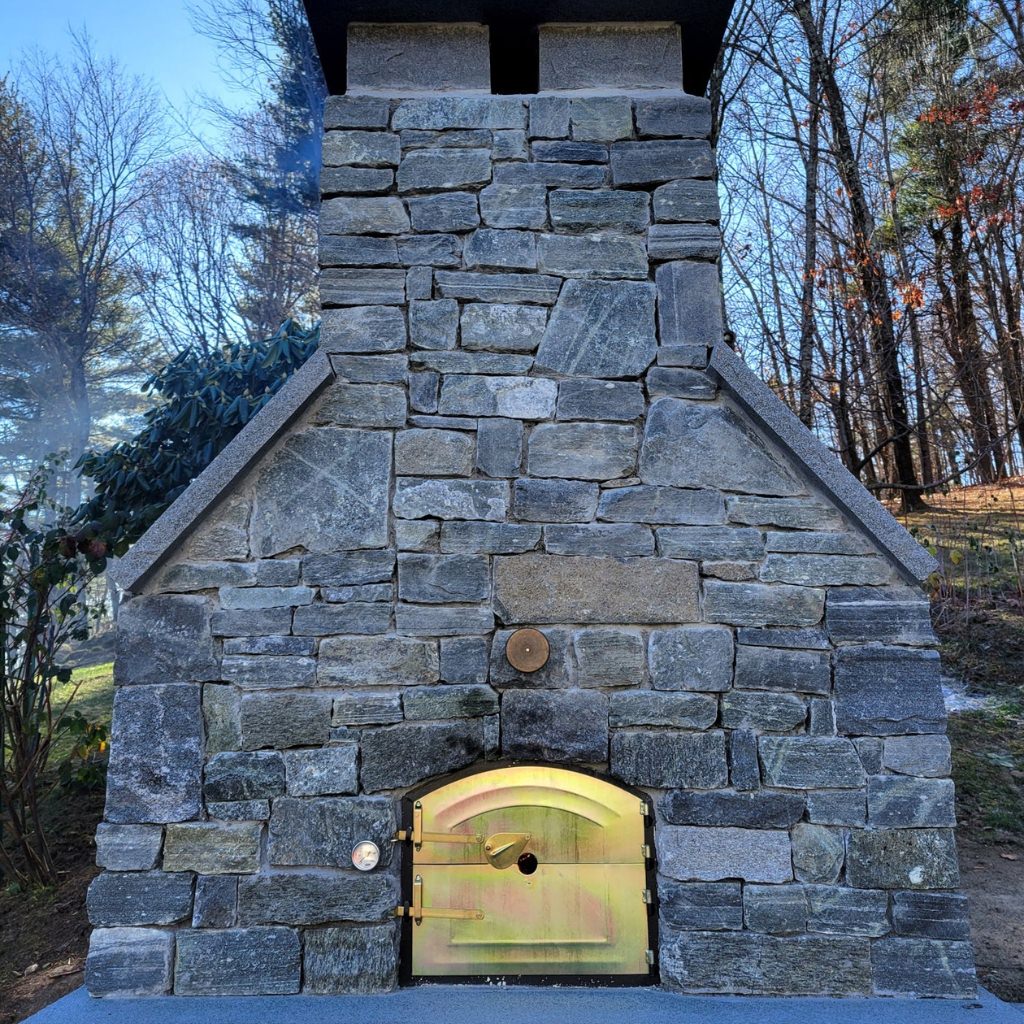 Lisboa Custom Builders Pizza Oven