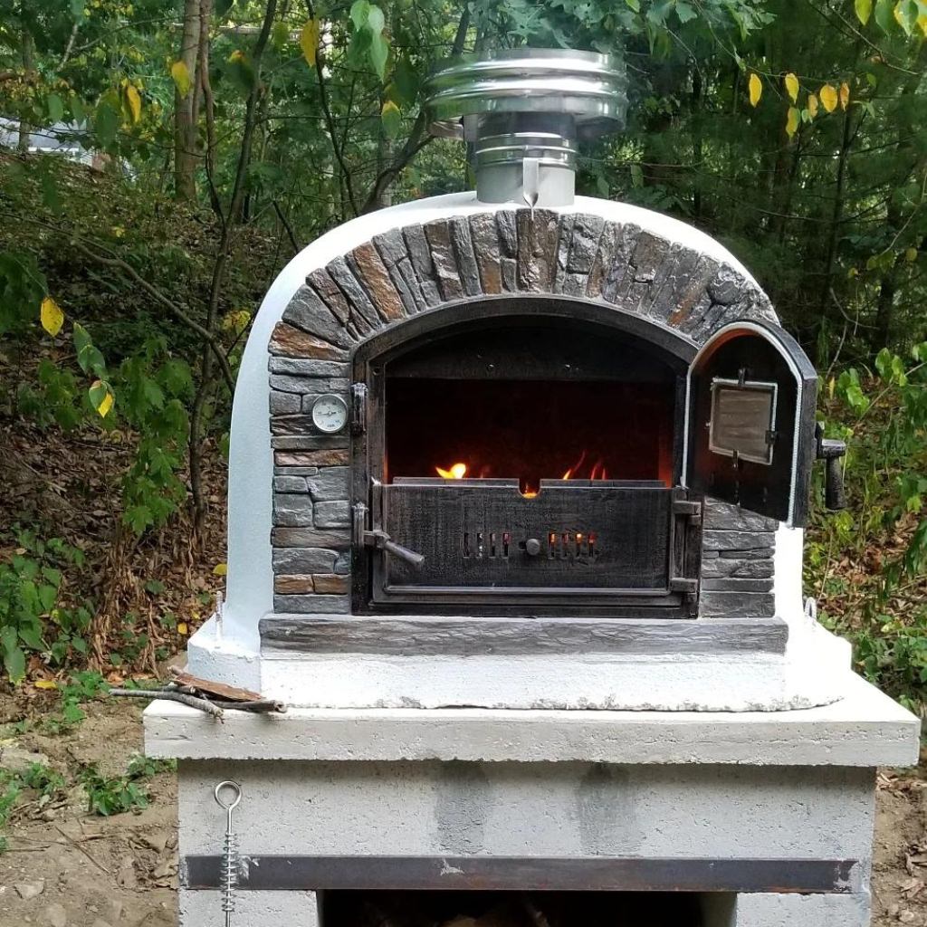 Ventura Preto Premium Pizza Oven