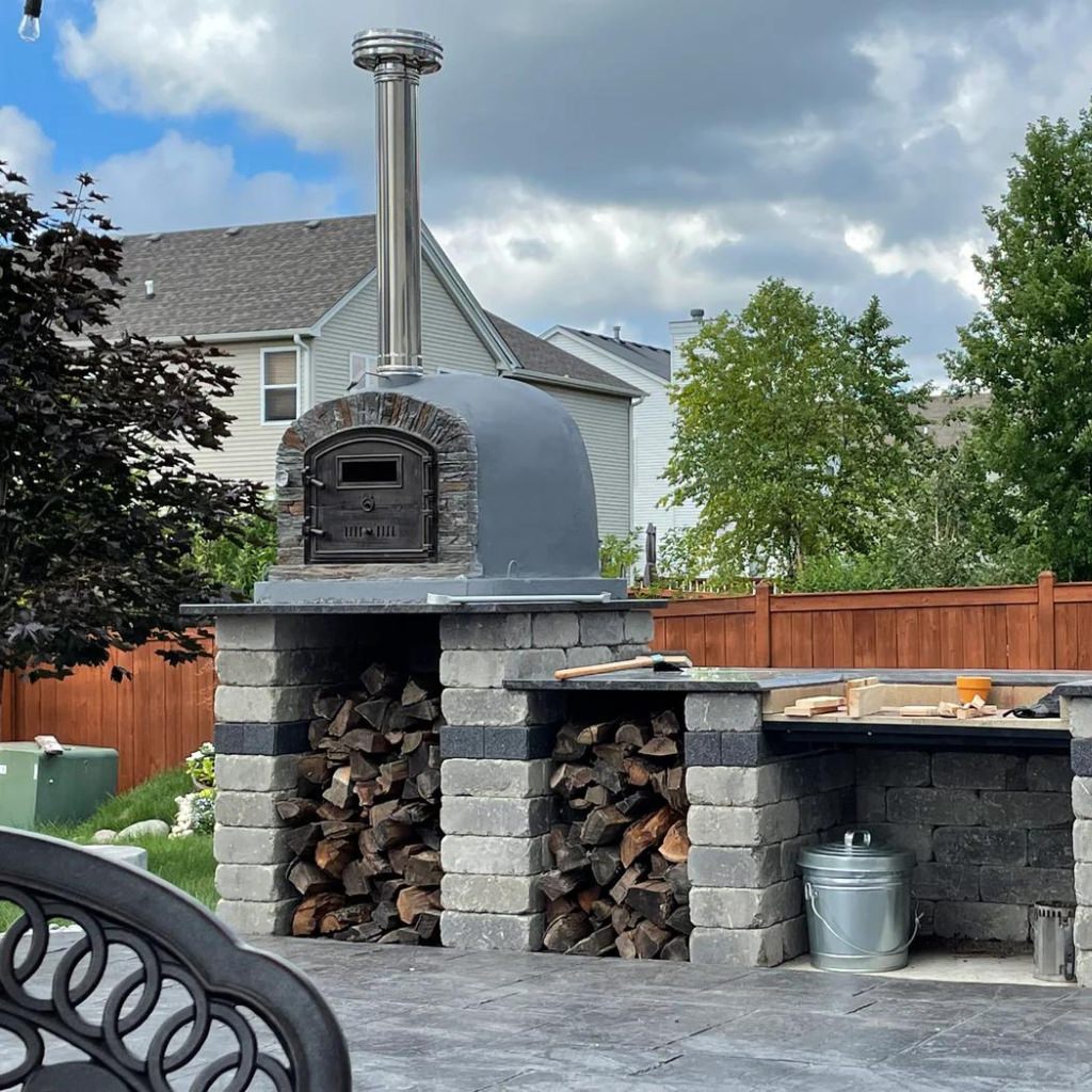 Ventura Preto Premium Pizza Oven