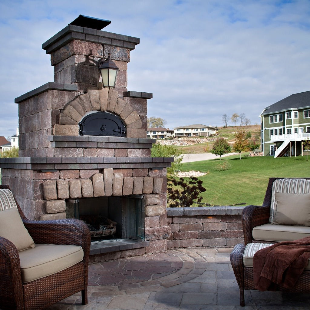 Chicago Brick Oven CBO 750 Wood Fired Pizza Oven DIY Kit Backyard Outdoor Patio Installation with Fireplace in Summer